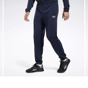 Reebok Men's Workout Pants, Size Small, Black and Navy.